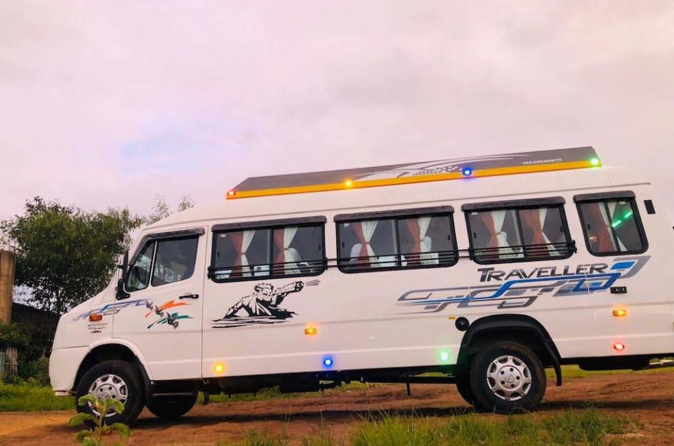 20 Seater Maharaja Tempo Travellers